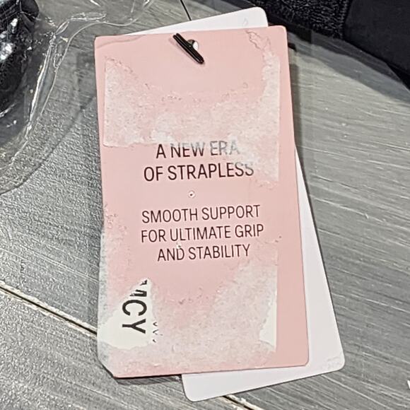 Calvin Klein Naked Glamour Strapless Push-Up Bra 34D QF5677 Black - Picture 12 of 14